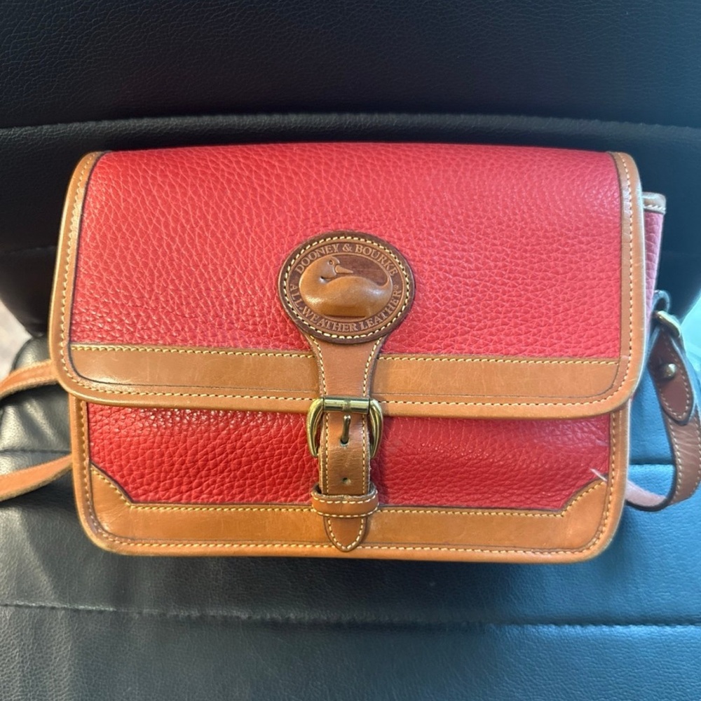 Dooney & Bourke vintage Red Surrey